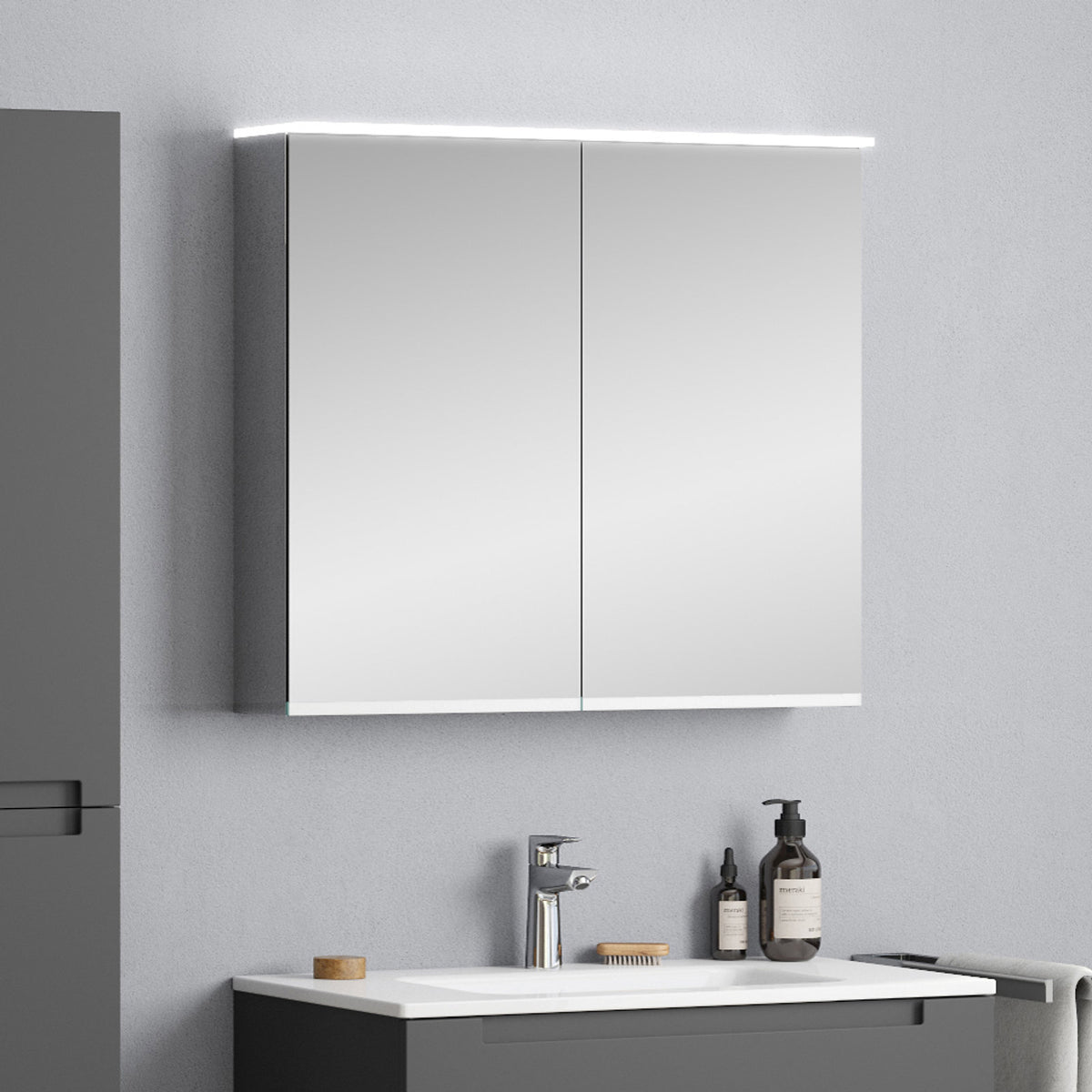 Premium Spiegelschrank - 2 Tueren · mit Spiegelschrank - 80 cm